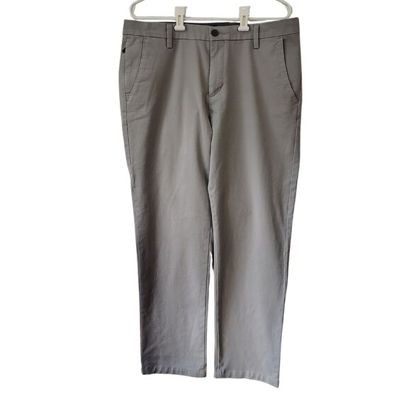 Dockers W36 L32 Men's Light Grey Slim Tapered Fit Chino Pants Cotton Blend 36 32 - Picture 1 of 9